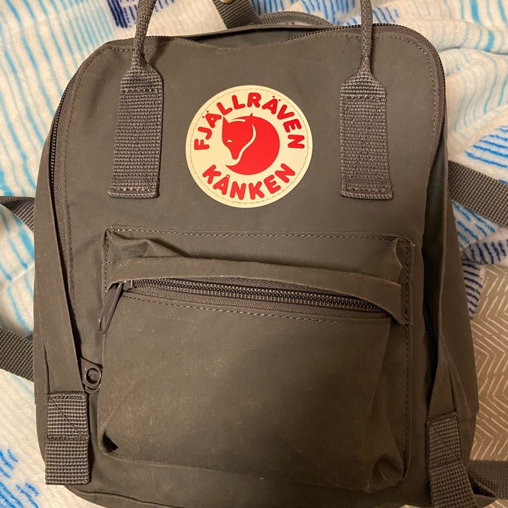 Fjallraven Kanken mini backpack
